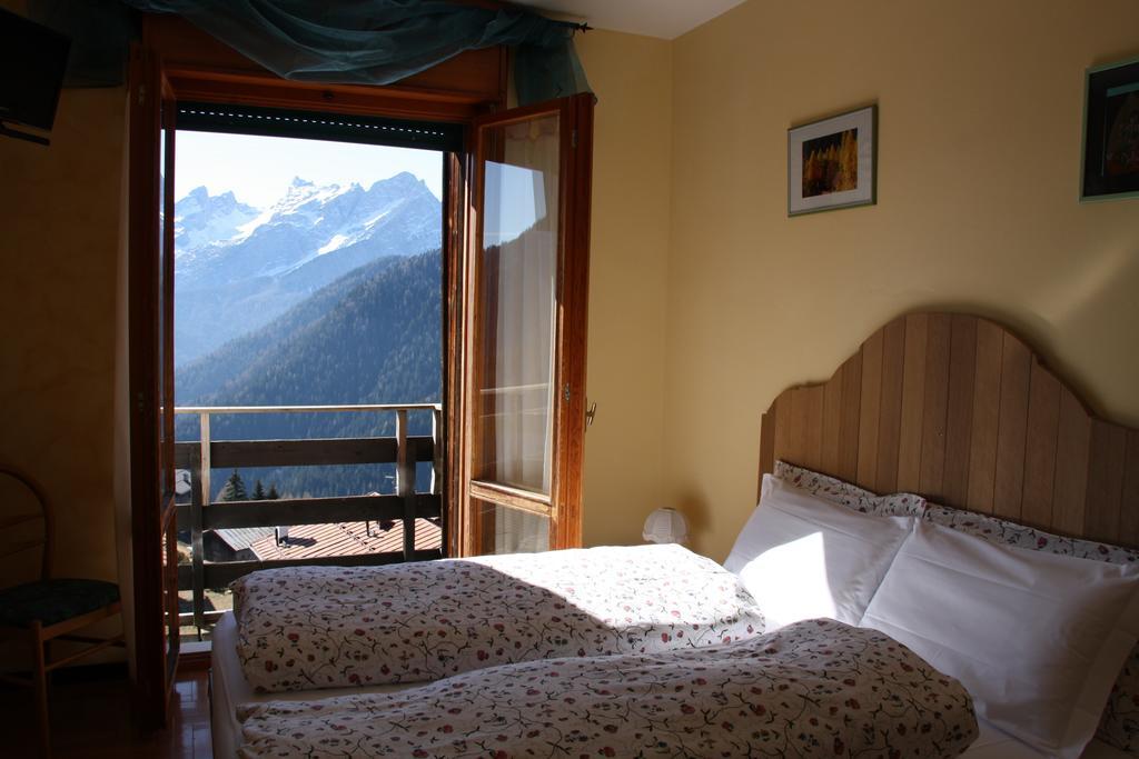 Hotel La Caminatha Val di Zoldo Habitación foto